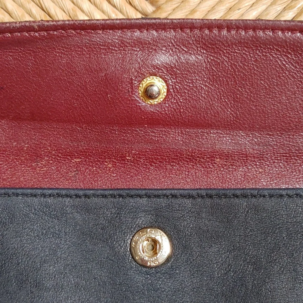 Vintage CHANEL Navy Quilted Leather Wallet - Picture 10 of 17